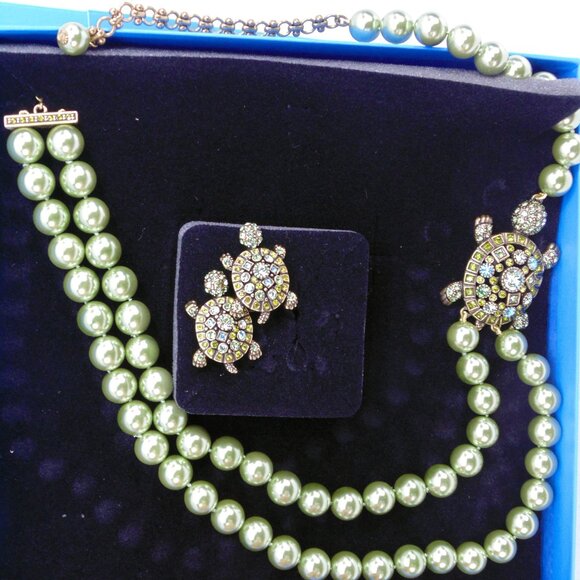 Heidi Daus Crystal Turtle Tortosie Beaded Pearl Necklace & Earrings Set - Picture 4 of 6